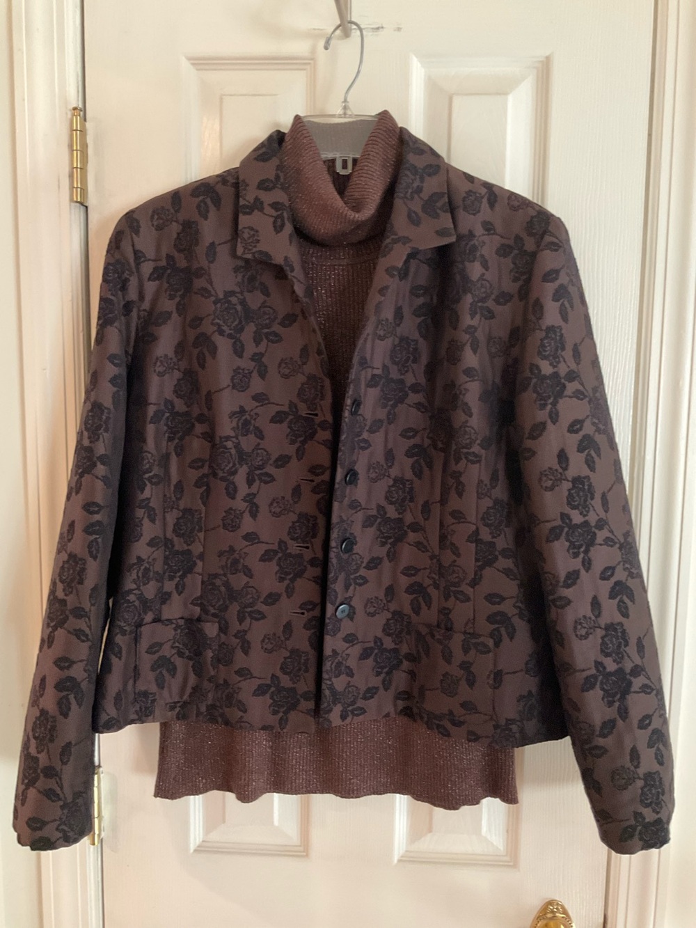 Jones New York Women’s Brown and Black Brocade Jacket with Coordinating Sweater
